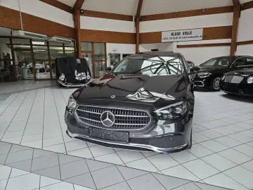 MERCEDES-BENZ E 300 de Avantgarde