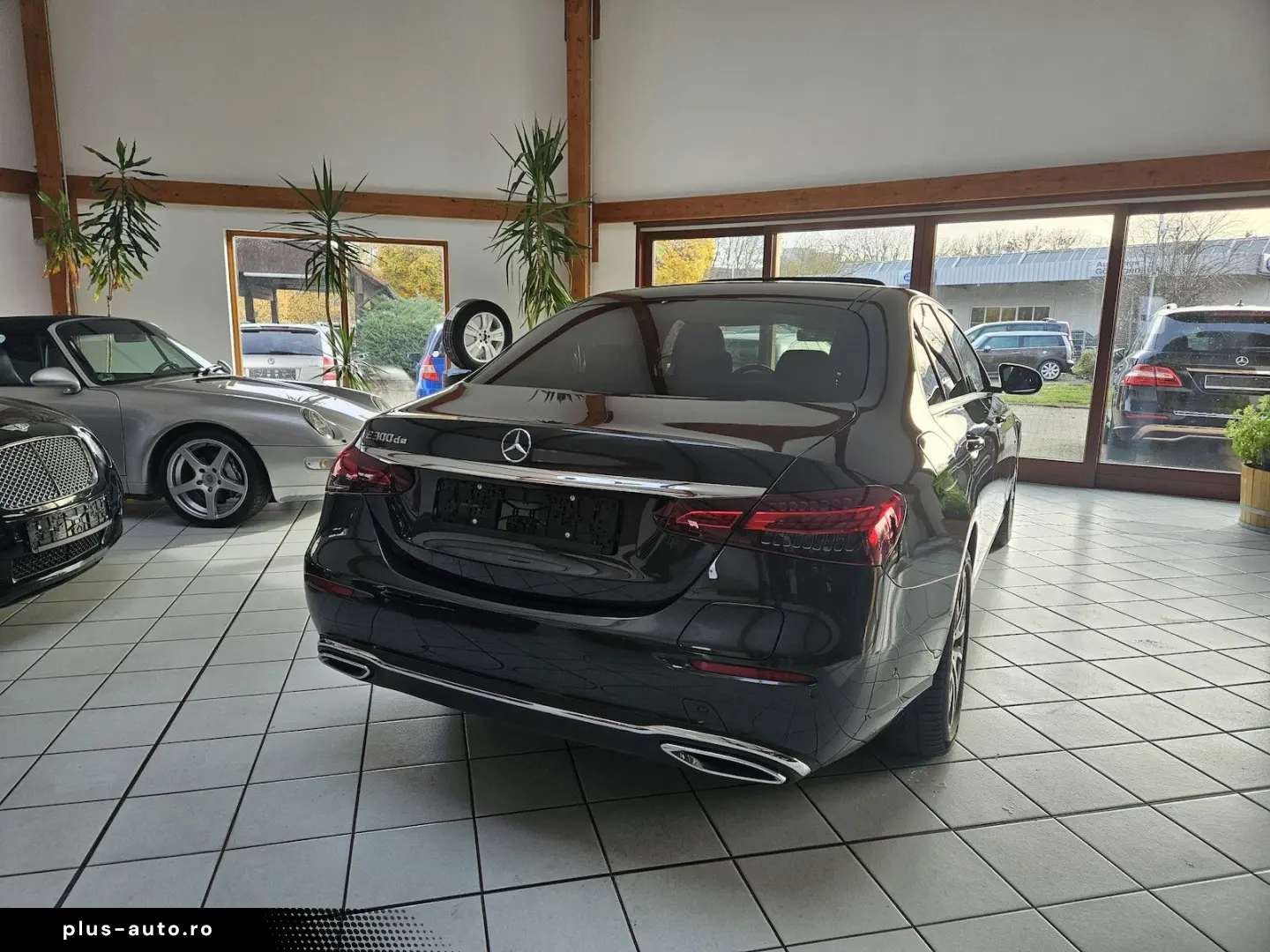 MERCEDES-BENZ E 300 de Avantgarde