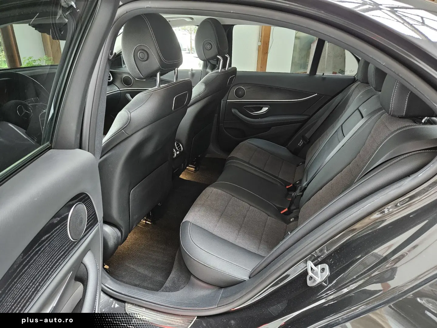 MERCEDES-BENZ E 300 de Avantgarde