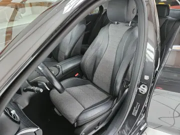 MERCEDES-BENZ E 300 de Avantgarde