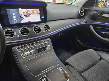 MERCEDES-BENZ E 300 de Avantgarde