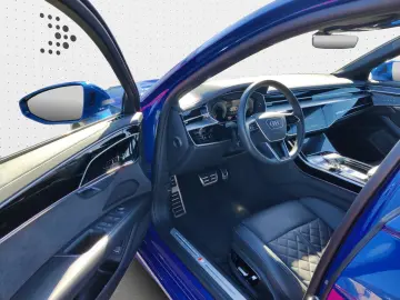 AUDI A8 50TDI Quatt SLine TV Massage Ventil SoftCLo B&O 360