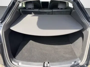 Tesla Model Y Performance