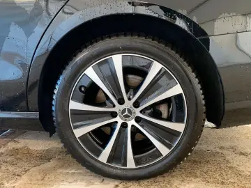 MERCEDES-BENZ E 300 E Lim. Avantgarde