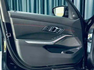 BMW CS BLACK ON BLACK GARANTIE 10 2027