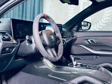 BMW CS BLACK ON BLACK GARANTIE 10 2027