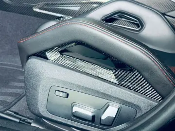 BMW CS BLACK ON BLACK GARANTIE 10 2027