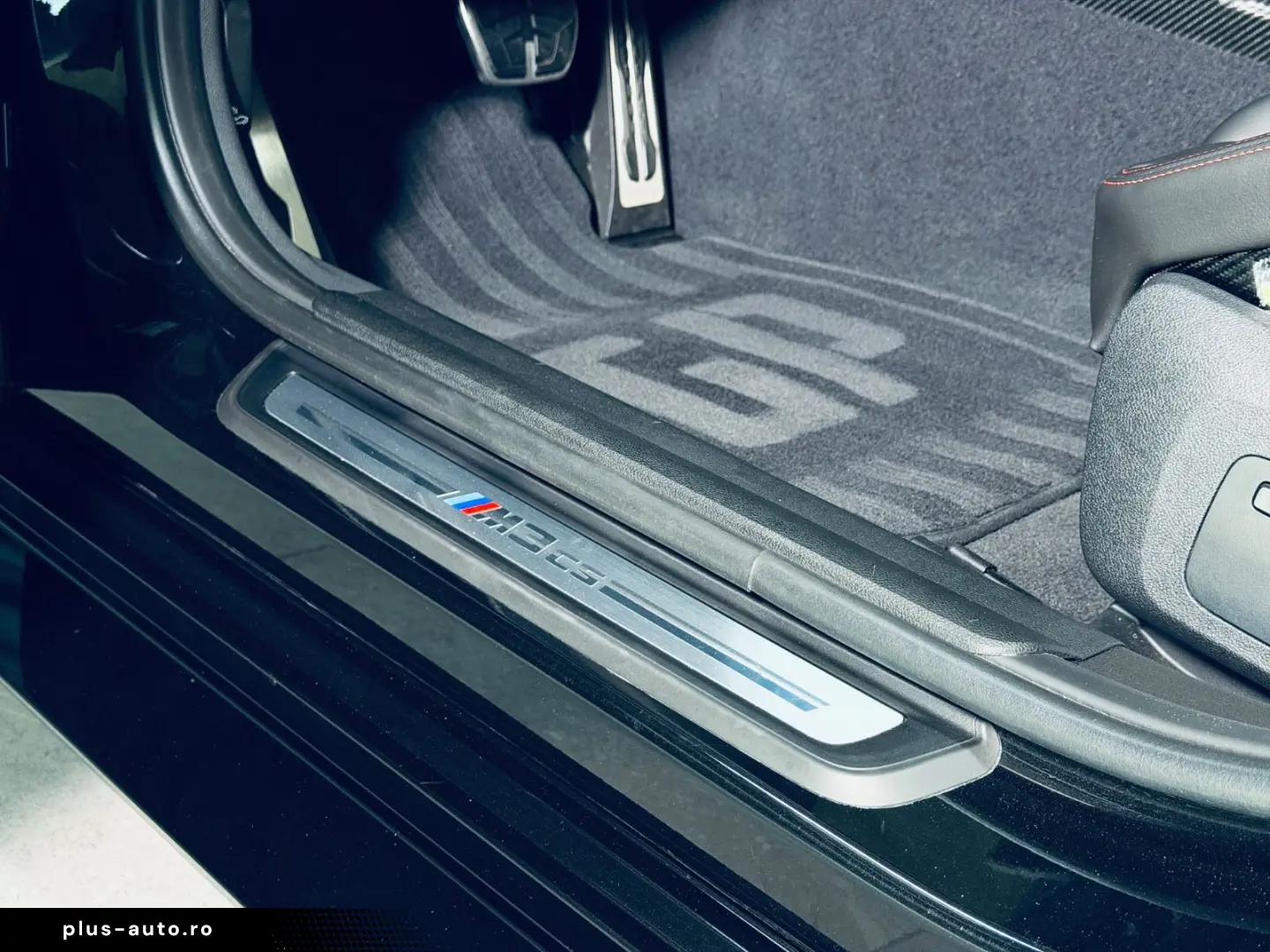 BMW CS BLACK ON BLACK GARANTIE 10 2027