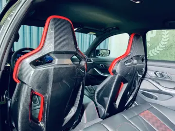 BMW CS BLACK ON BLACK GARANTIE 10 2027