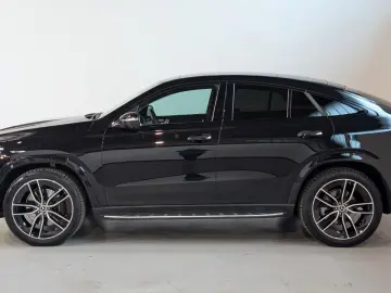 MERCEDES-BENZ GLE 300 d 4Matic Coupe AMG-MB100-AHK-PANO-DSTR