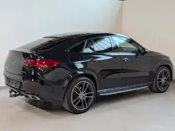 MERCEDES-BENZ GLE 300 d 4Matic Coupe AMG-MB100-AHK-PANO-DSTR