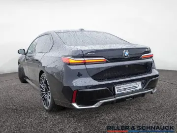 BMW 740d xDrive M Sport TV 21 ZOLL STANDHZG