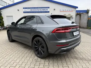 AUDI Q8 50 3.0 TDI quattro·Business-Paket·S-Line