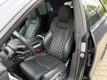 AUDI Q8 50 3.0 TDI quattro·Business-Paket·S-Line