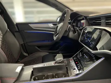 Audi RS7 Sportback quattro tiptronic