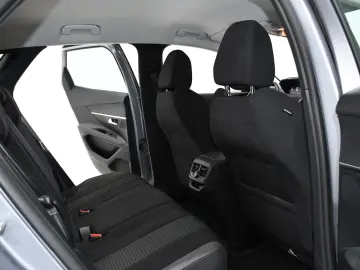 Peugeot 3008 1.5 BlueHDI S&S EAT8 Active