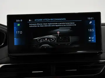 Peugeot 3008 1.5 BlueHDI S&S EAT8 Active