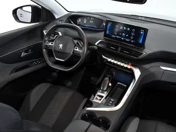 Peugeot 3008 1.5 BlueHDI S&S EAT8 Active
