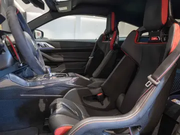 BMW M4 G82 COUPE M4 CSL 550 BVA8
