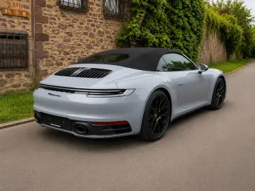 PORSCHE 992 Cabrio 18-Wege Sportabgas Bose Matrix RFK
