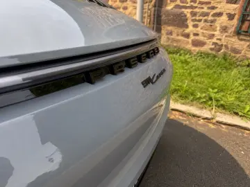 PORSCHE 992 Cabrio 18-Wege Sportabgas Bose Matrix RFK
