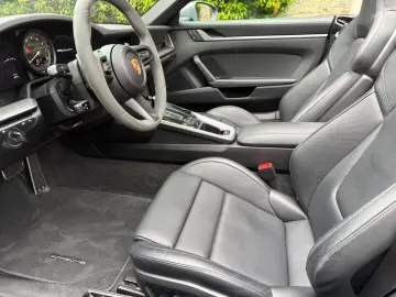 PORSCHE 992 Cabrio 18-Wege Sportabgas Bose Matrix RFK
