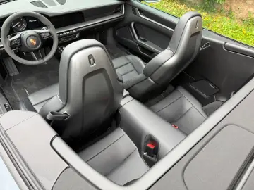 PORSCHE 992 Cabrio 18-Wege Sportabgas Bose Matrix RFK