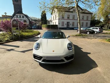 PORSCHE 992 Targa 4 Cabrio 1.Hand Sport AGA 360  Matrix