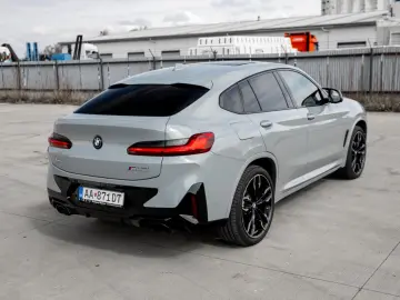 BMW X4 M40 I LASER  PANO  HUD  360CAM  HK