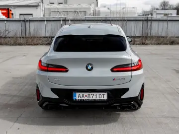 BMW X4 M40 I LASER  PANO  HUD  360CAM  HK