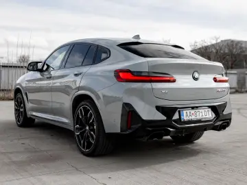 BMW X4 M40 I LASER  PANO  HUD  360CAM  HK