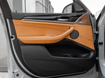 BMW X4 M40 I LASER  PANO  HUD  360CAM  HK