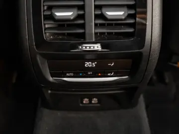 BMW X4 M40 I LASER  PANO  HUD  360CAM  HK