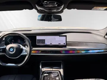 BMW 750 e xDrive