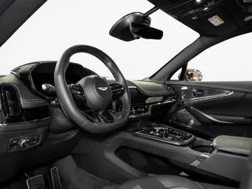 ASTON MARTIN DBX 707 Aston Martin Hamburg