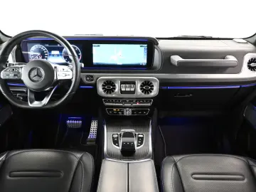 MERCEDES-BENZ G 400 d AMG-Line  PANO MASSAGE AHK 360…