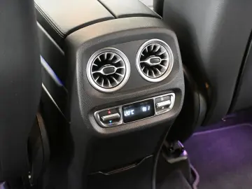 MERCEDES-BENZ G 400 d AMG-Line  PANO MASSAGE AHK 360…