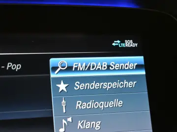 MERCEDES-BENZ G 400 d AMG-Line  PANO MASSAGE AHK 360…