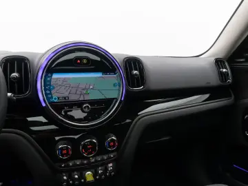 MINI Countryman SE (Cooper) ALL4 HUD Panoram