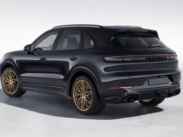 Porsche Cayenne Black Edition HA-Lenkung Head-Up