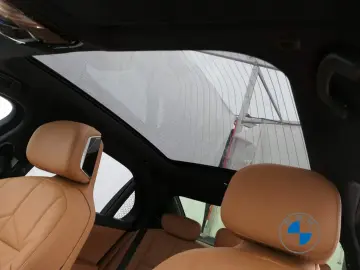 BMW 740d xDrive M Sport Pro 21  Sky Lounge