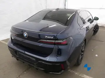 BMW 740d xDrive M Sport Pro 21  Sky Lounge