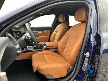 BMW 740d xDrive M Sport Pro 21  Sky Lounge