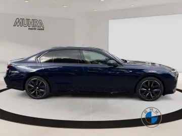 BMW 740d xDrive M Sport Pro 21  Sky Lounge