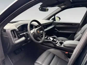 Porsche Cayenne Black Edition HA-Lenkung InnoDrive