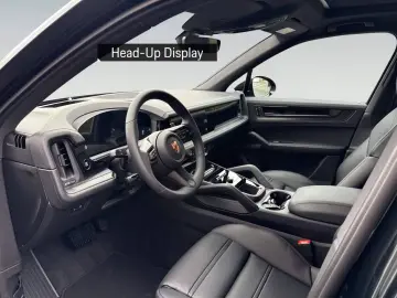 Porsche Cayenne Black Edition HA-Lenkung InnoDrive