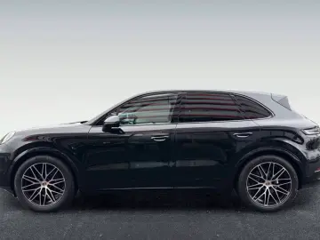 Porsche Cayenne Black Edition HA-Lenkung InnoDrive