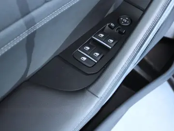 BMW X6 xDrive 30d M Sport  Laser IconGlow Memory AHK