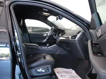 BMW X6 xDrive 30d M Sport  Laser IconGlow Memory AHK