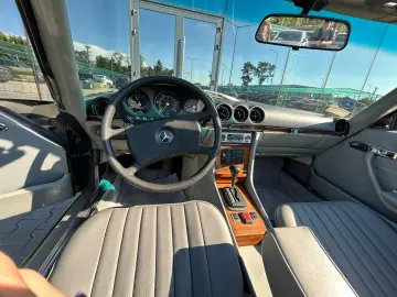 Mercedes-Benz SL 1981
